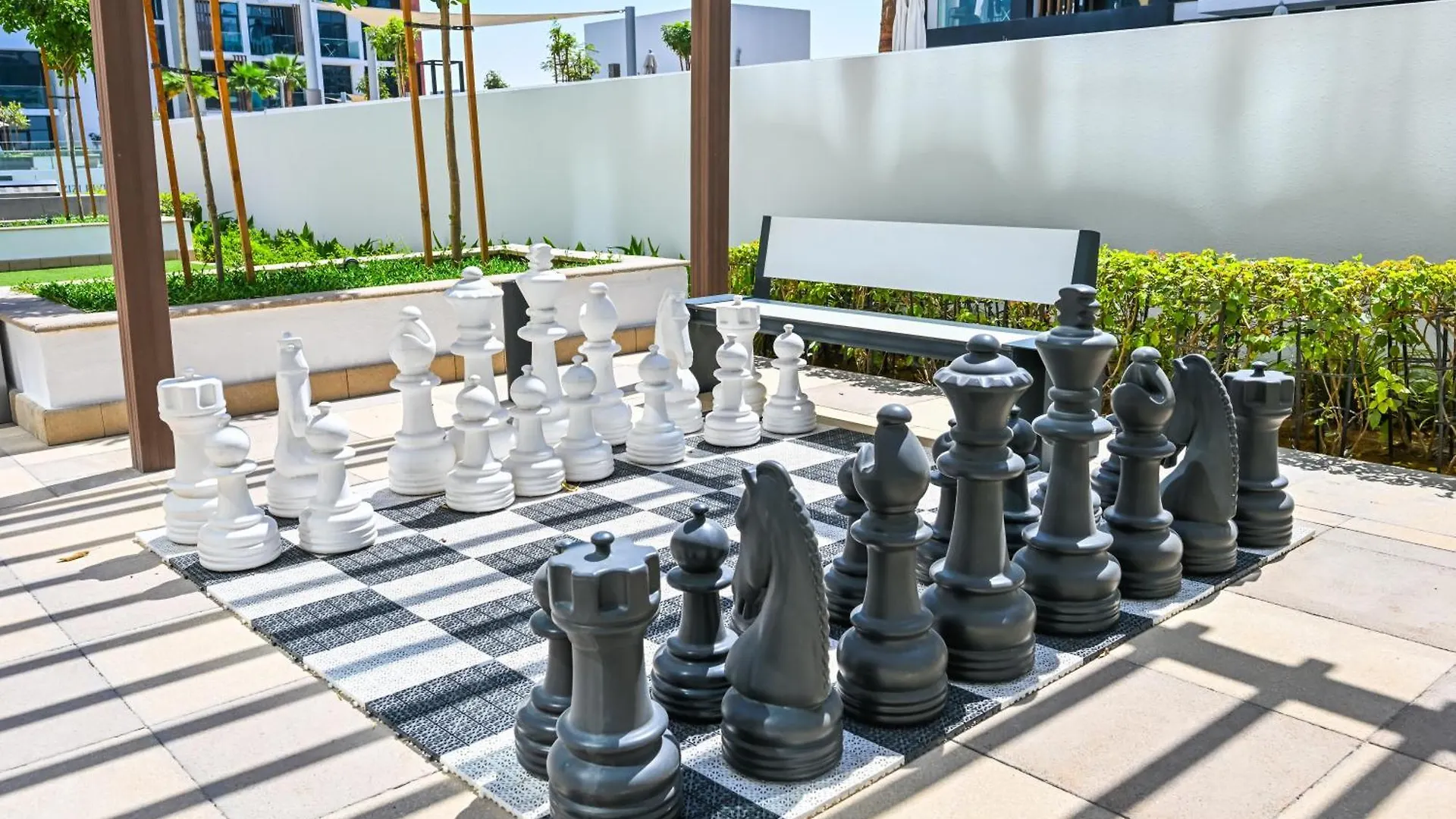 Charming Studio Retreat With A Private Balcony, Just 10 Minutes From The Heart Of The City Dubai