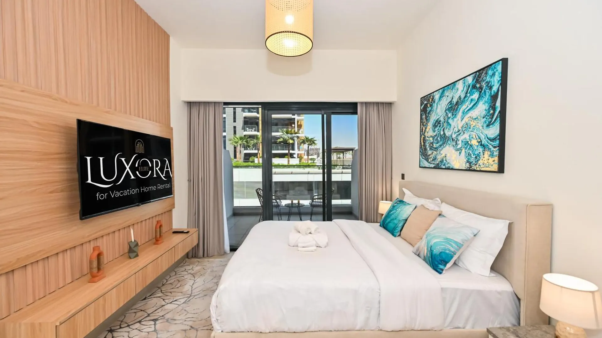 Charming Studio Retreat With A Private Balcony, Just 10 Minutes From The Heart Of The City location
